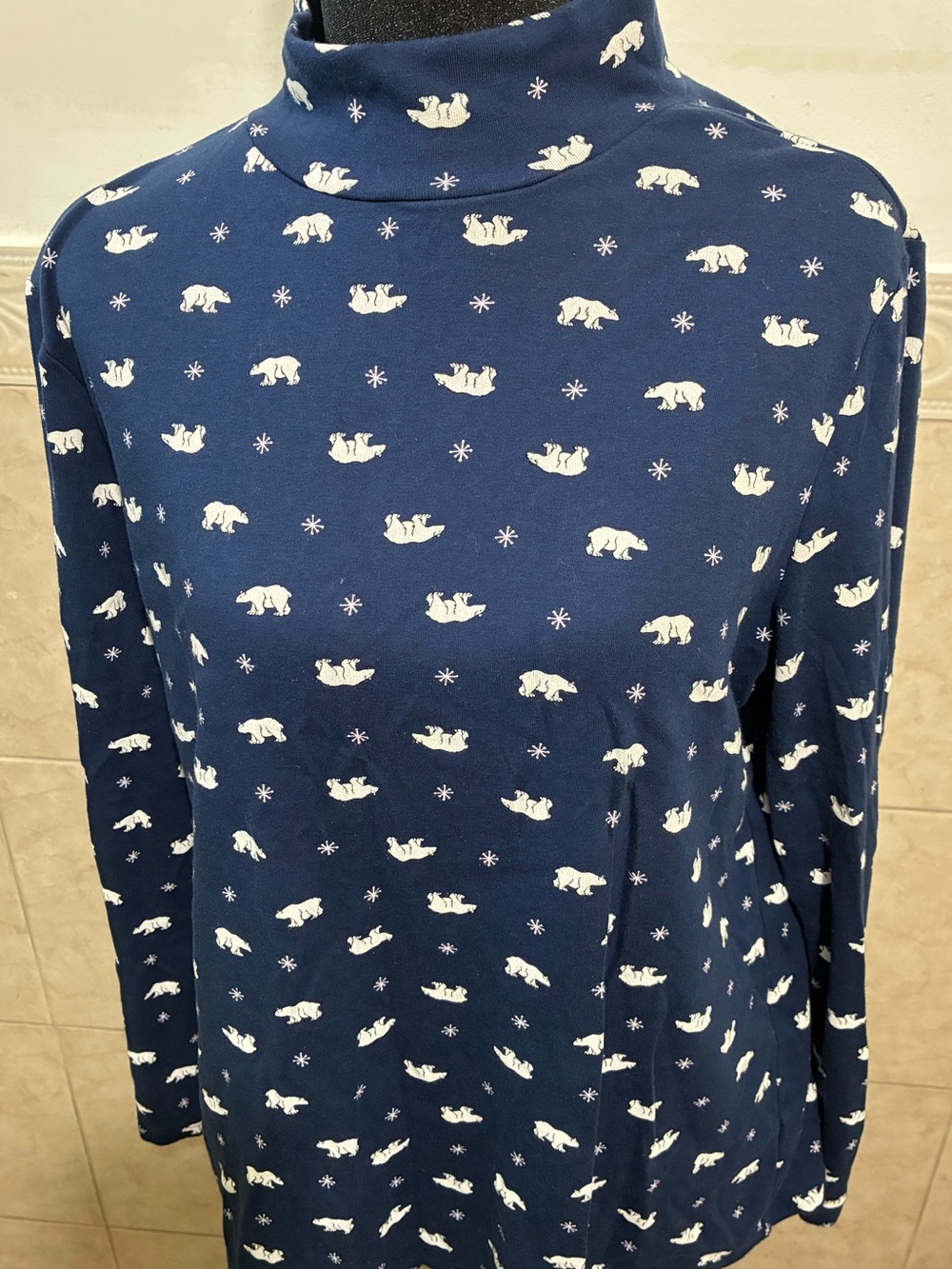 Woman’s Navy Long-Sleeve Turtleneck with Polar Bear Print #XL I recommend #Large